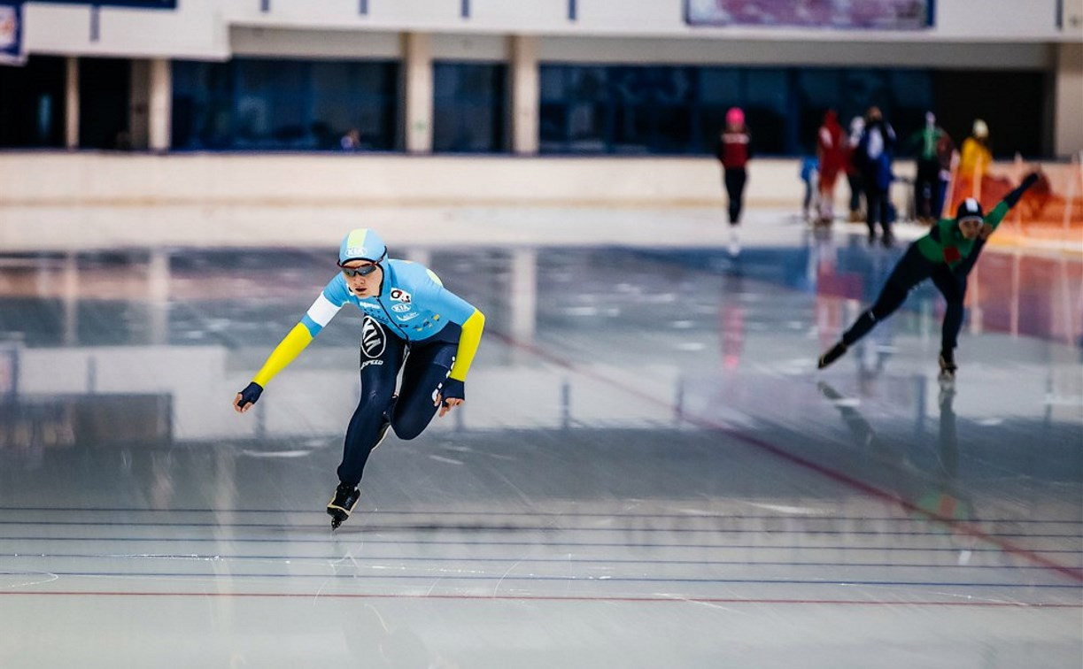 Тульский конькобежец выступил на соревнованиях в Челябинске