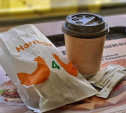 Кофе и гамбургер в подарок, скидки и бонусы – что доступно тулякам в «Понедельники» Tele2