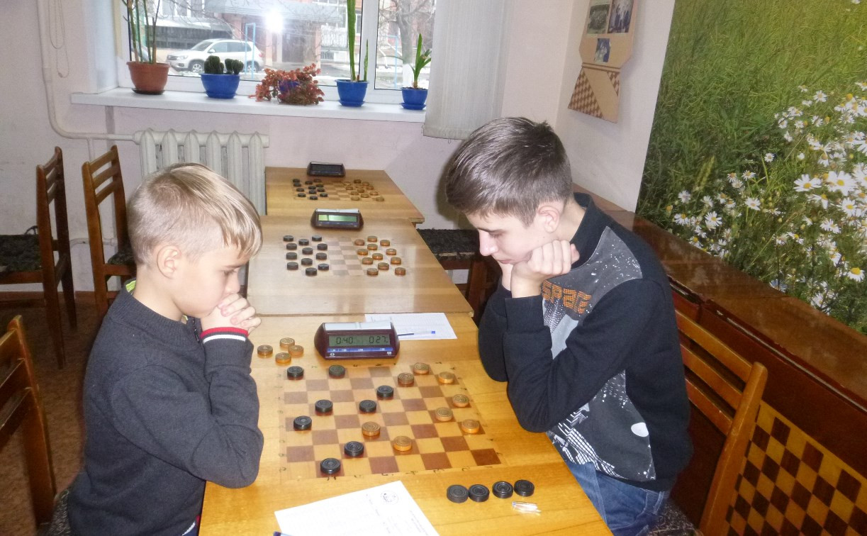 Юный туляк выиграл межрегиональный турнир по шашкам
