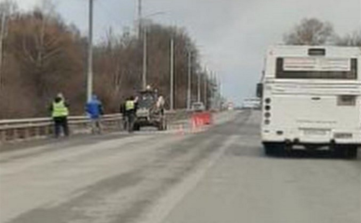 Туляки: «На Щёкинском шоссе возле «Долины Х» снова ремонтируют дорогу»