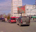 В Туле водитель повернул «не оттуда» и едва не спровоцировал ДТП