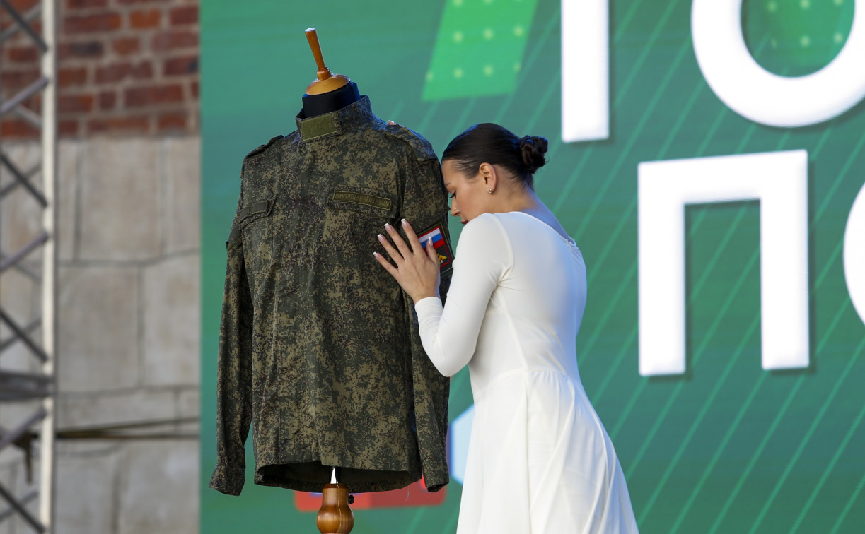 На Казанской набережной прошел гала-концерт фестиваля «Голос Победы»