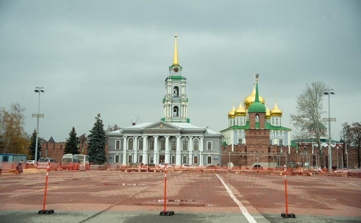 Парковку на площади Ленина закрыли на 5 месяцев