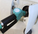 Цены на бензин опять могут взлететь: виноваты санкции?
