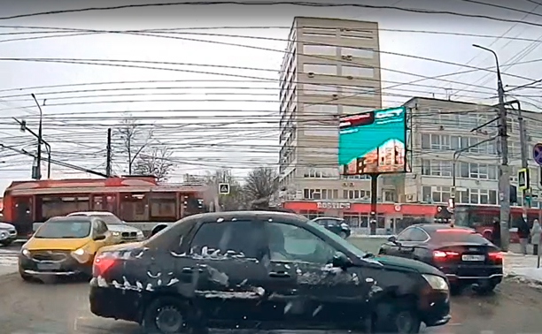 На пр. Ленина снова встретили поклонников «тульского разворота»