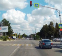 «Накажи автохама»: на Одоевском шоссе «Лада Гранта» нагло пролетела на красный