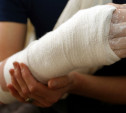 В Донском школьник сломал руку на уроке физкультуры
