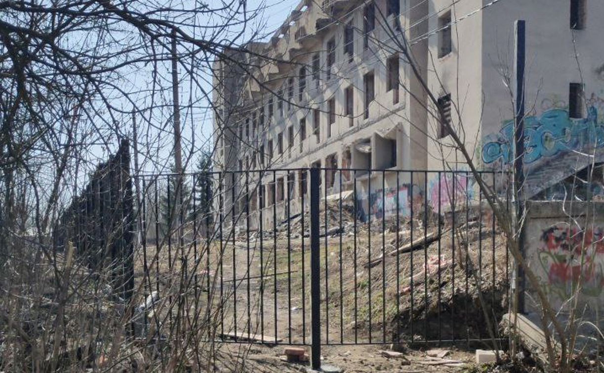 «Никакого общежития для мигрантов в Баташах не будет»: в правительстве успокоили туляков