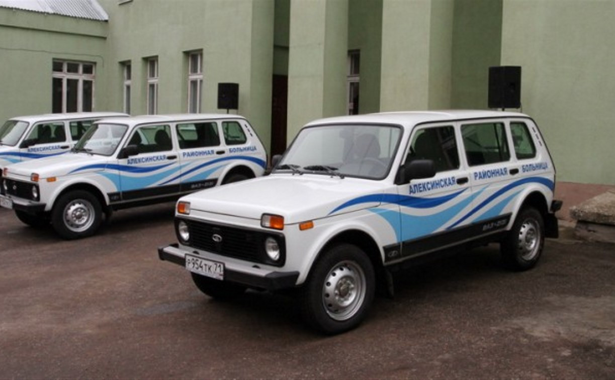 Алексей Дюмин подарил алексинской больнице три автомобиля