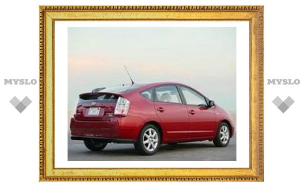 В 2009 году в Россию приедет популярнейший гибрид Toyota Prius