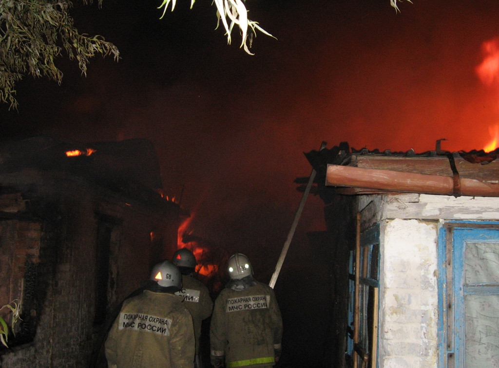 На пожаре в Богородицком районе пострадал человек