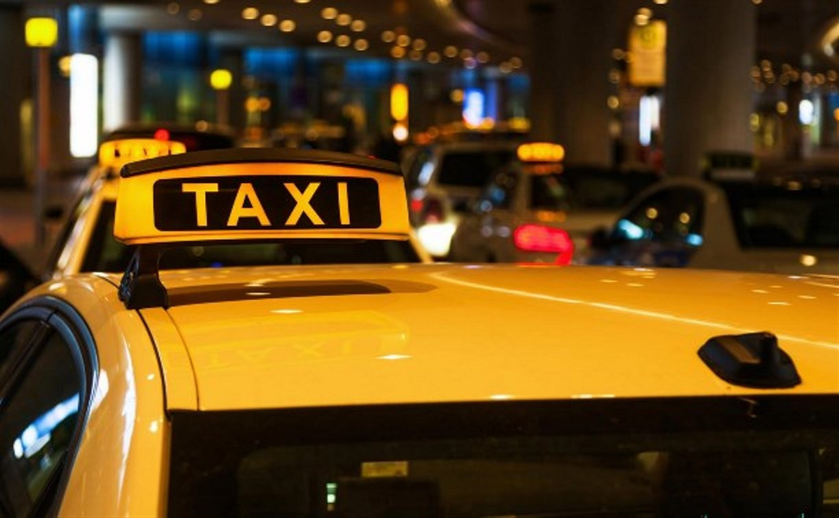 Туляки жалуются на грубость таксистов и завышенную плату за проезд