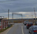 Запрет на движение по ж/д переезду в Плеханово продлили на неделю