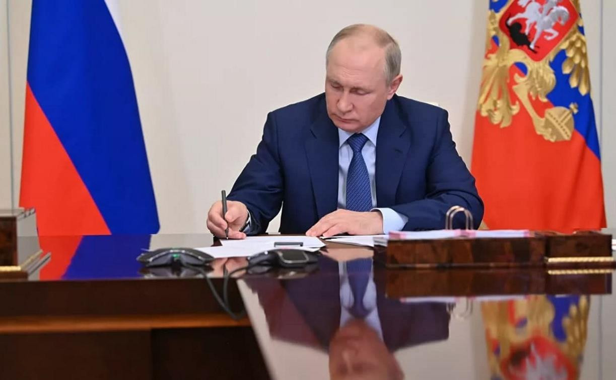 Владимир Путин подписал указ об индексации пенсий военным