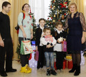 «Ёлка желаний»: губернатор помог исполнить мечты более 200 детей из Тульской области