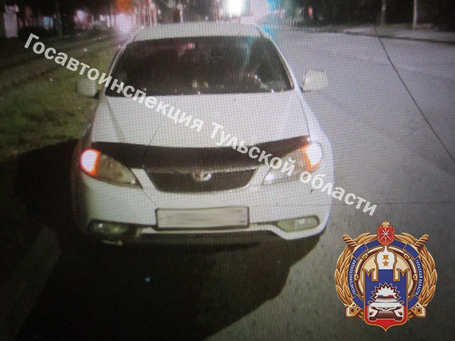 На Металлургов мужчина на Daewoo сбил 47-летнюю женщину