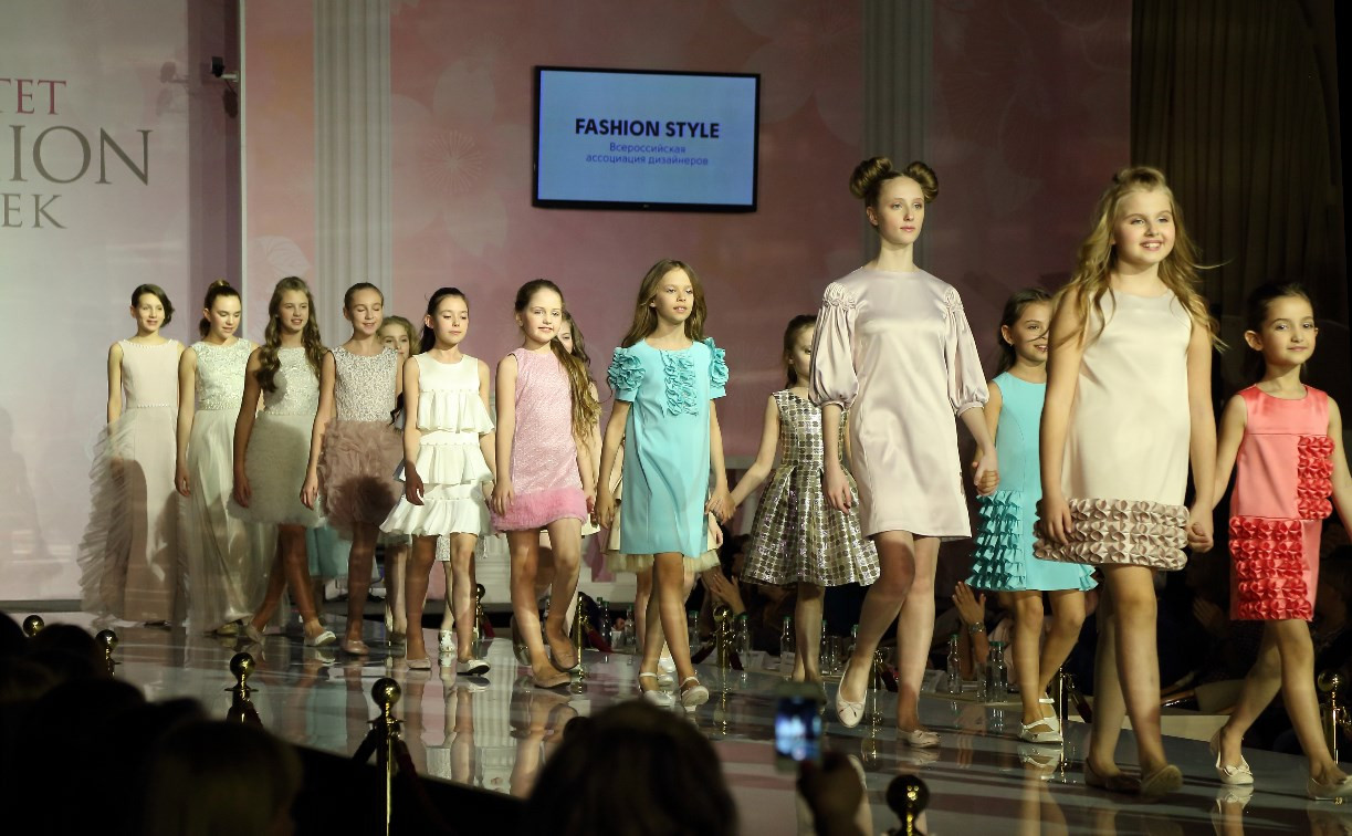 Юные модели из Тулы блистали на подиуме Международной ювелирной недели моды Estet Fashion Week