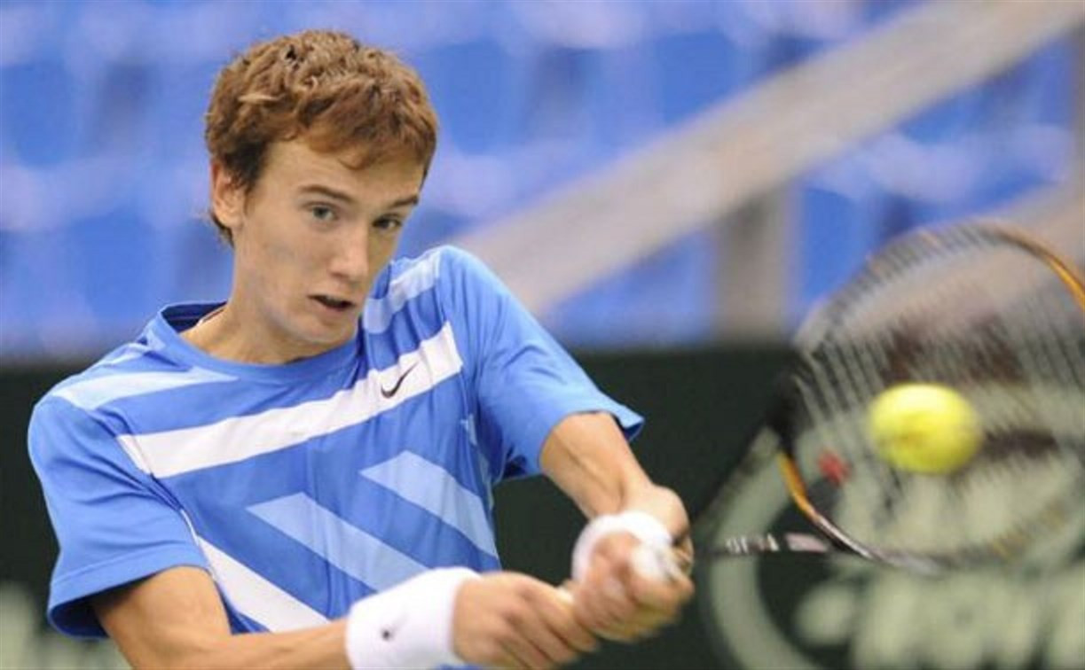 Тульский теннисист проиграл на старте турнира в Чехии