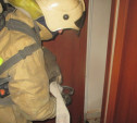 В Узловой из горящей квартиры пожарные спасли человека
