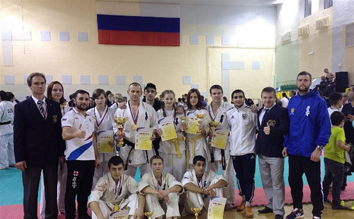 Тульские каратисты завоевали 9 медалей на чемпионате в Брянской области 
