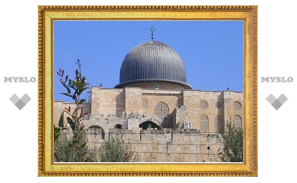 Израиль ограничил доступ к главной мечети Иерусалима