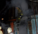 Причиной пожара в частном доме в Пролетарском районе мог стать поджог
