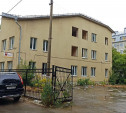На улице Смидович начался снос здания бывшего банка «Тульский промышленник»