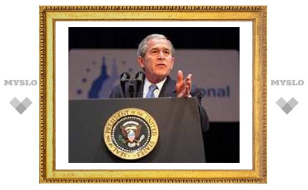 Джордж Буш велел Пентагону контратаковать хакеров