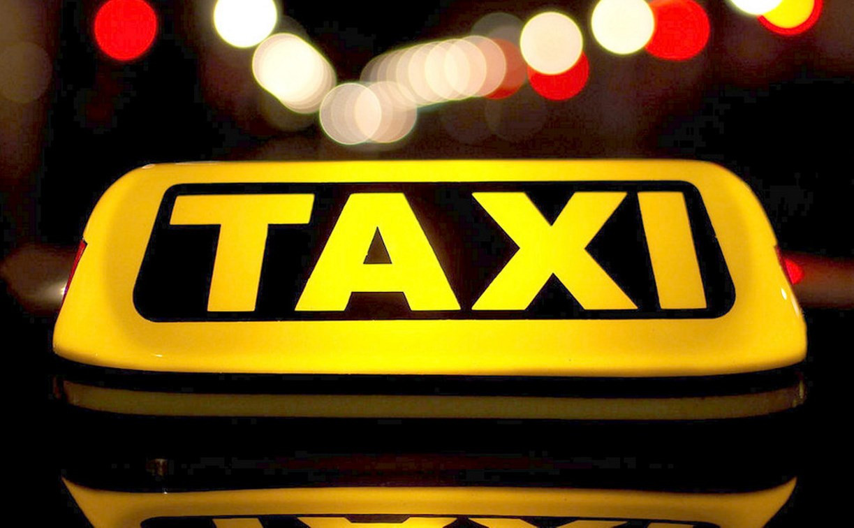 В Туле работает горячая линия по услугам такси и каршеринга