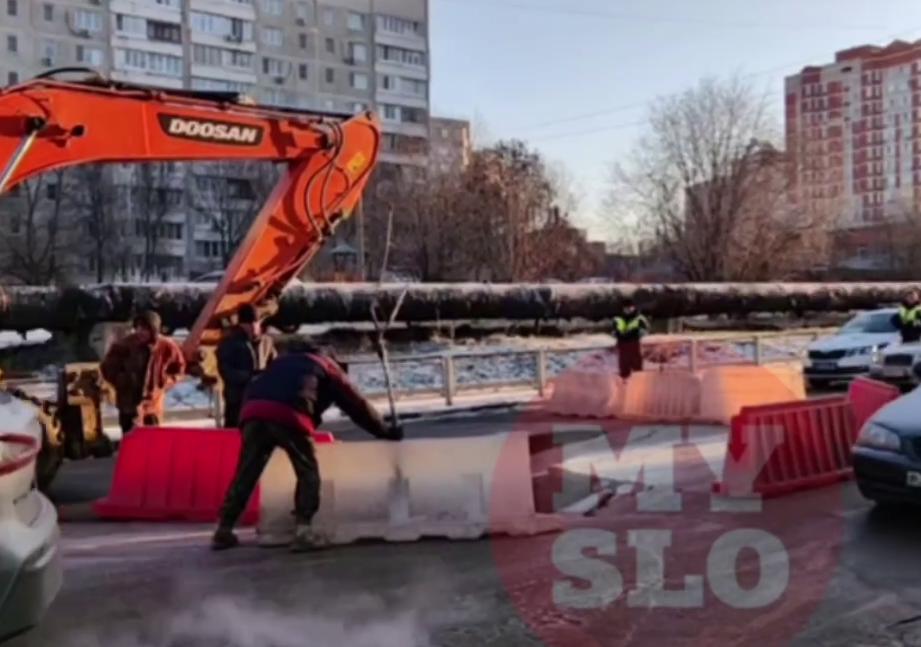 В Туле место провала дороги на Хворостухина огородили 