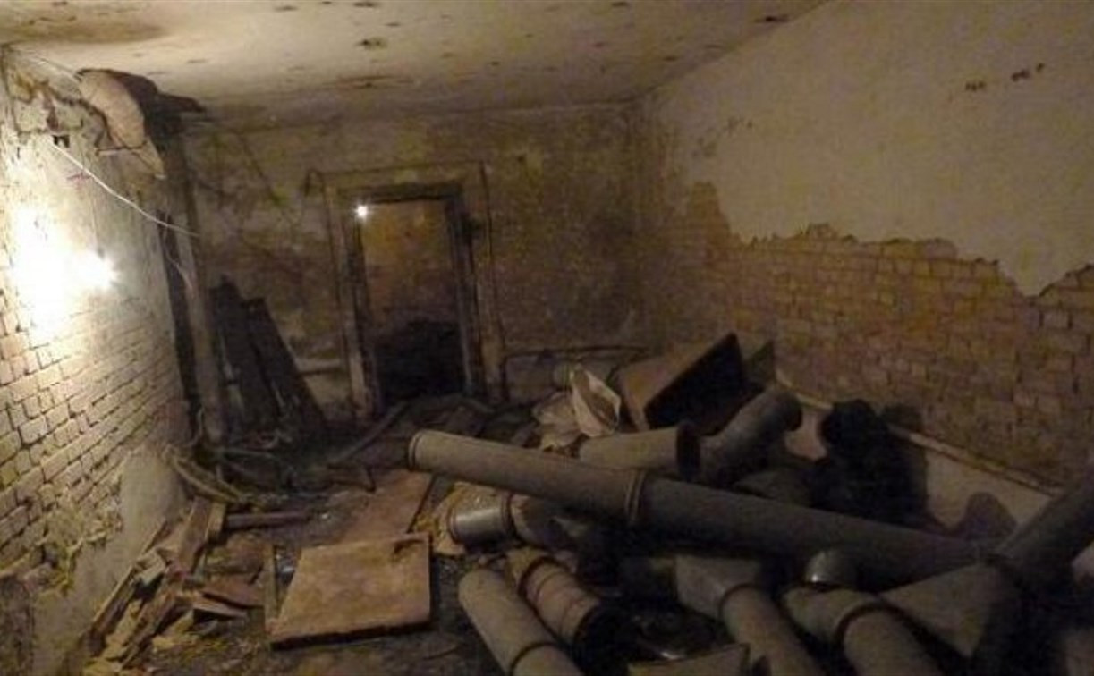 В Скуратово в подвале жилого дома обнаружили труп женщины