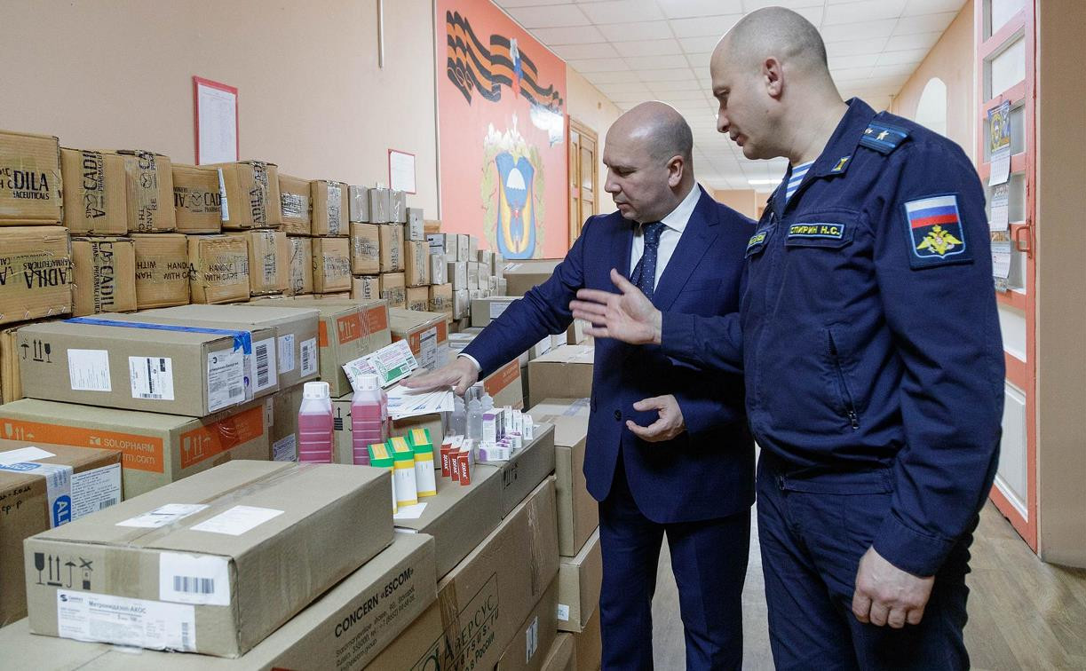 В военный госпиталь в ЛНР направлены лекарства и медицинское оборудование