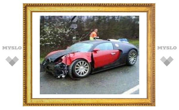 В Англии разбили Bugatti Veyron