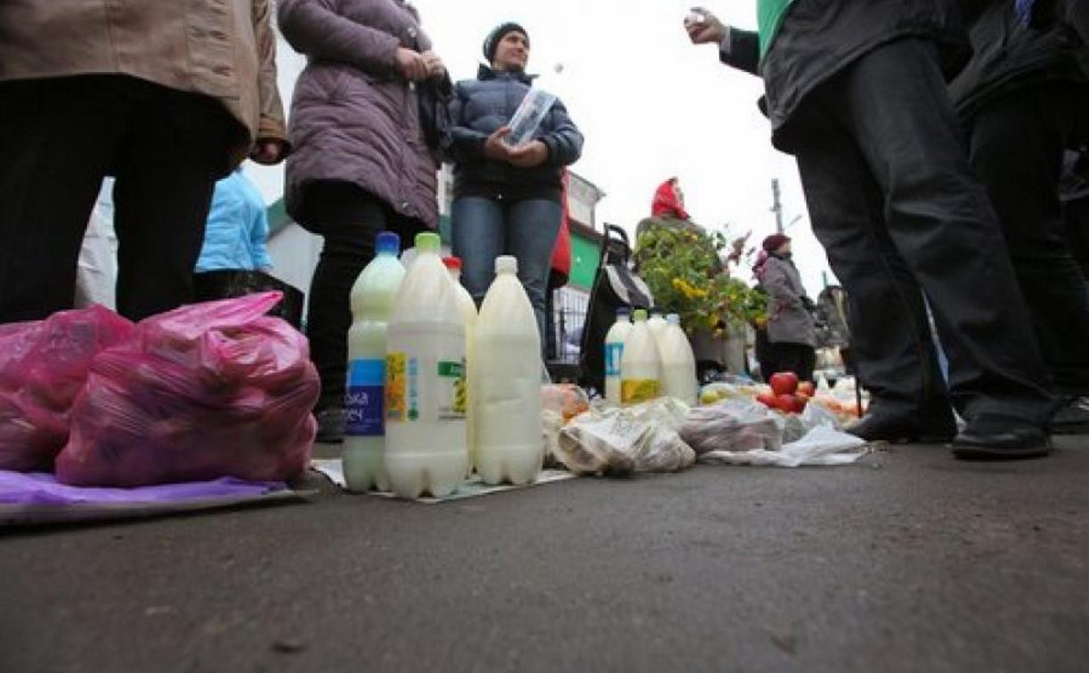 Тулячек оштрафовали за продажу молока на улице