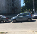Тулячка: «Автохамы перекрыли тротуар!»
