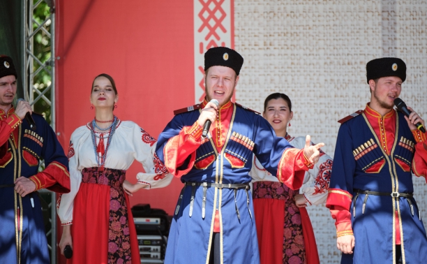 В тульском «Добродее» прошел праздник казачьей культуры