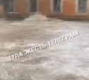 «Поплыли»: в Криволучье из-за ливня затопило улицы 