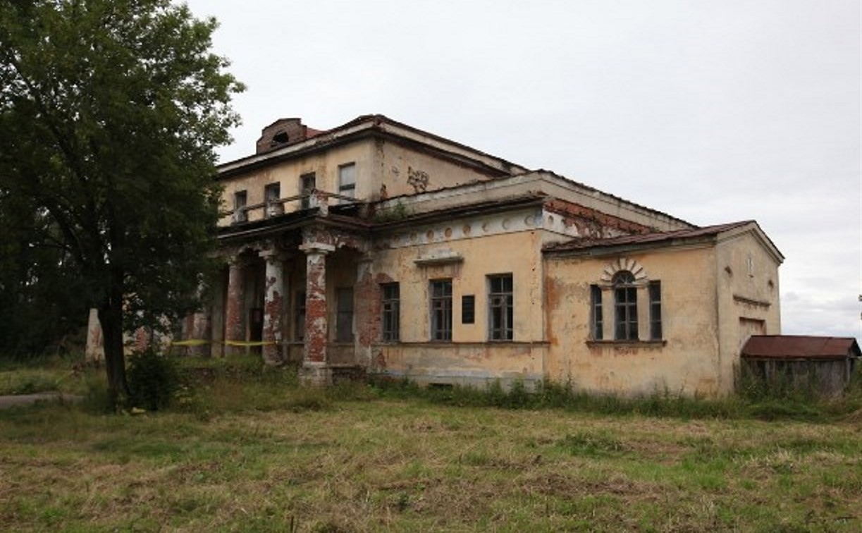 В Тульской области реставрируют старинную усадьбу генерала Мирковича