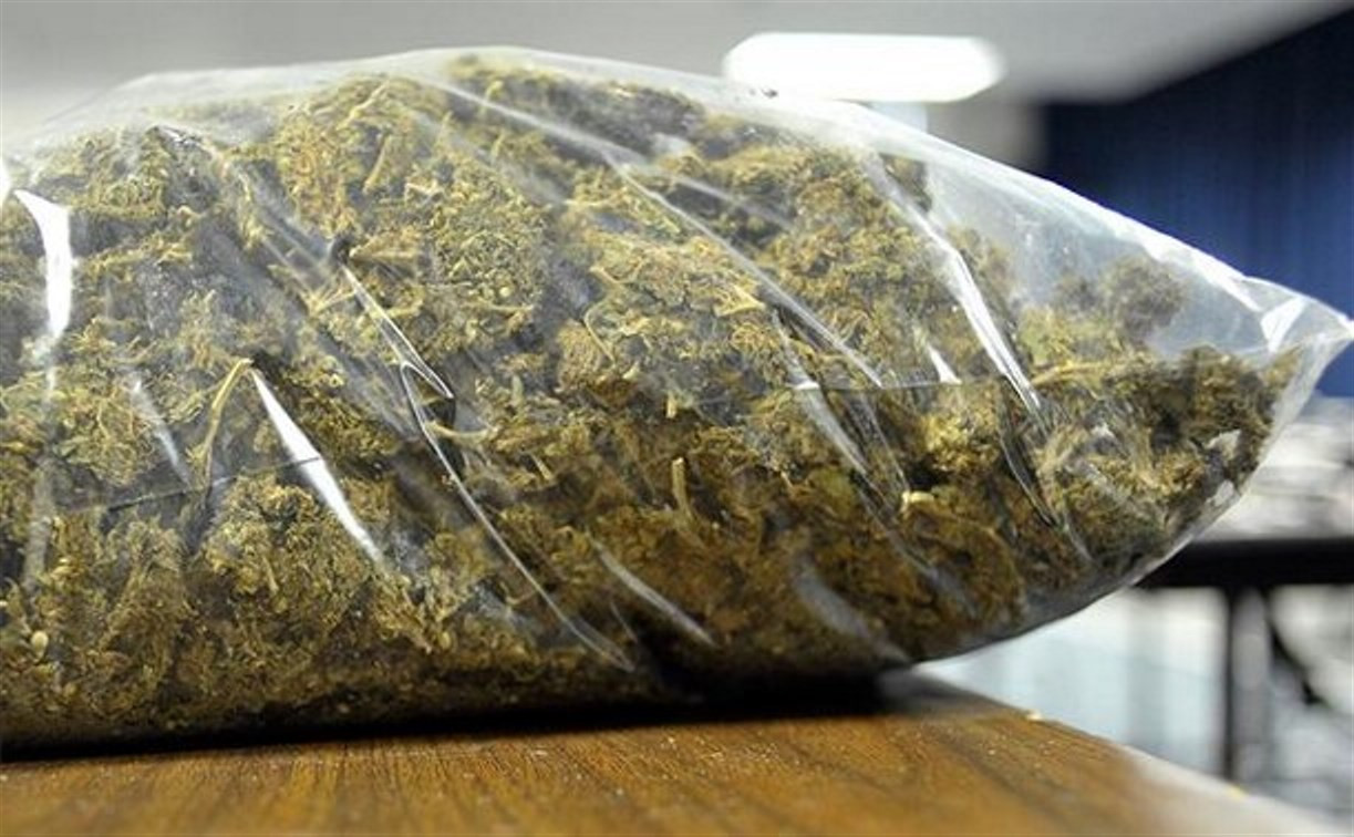 Житель Привокзального района хранил дома больше килограмма наркотиков
