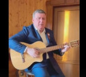 Сити-менеджер Илья Беспалов поздравил туляков с Днем Победы песней: видео