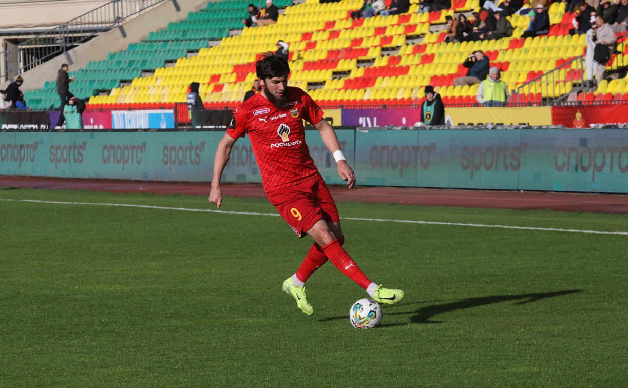 «Арсенал» едет в гости к «Факелу»: история противостояний