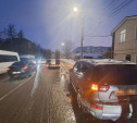 На ул. Кирова Peugeot попал в «слепую зону» грузовика