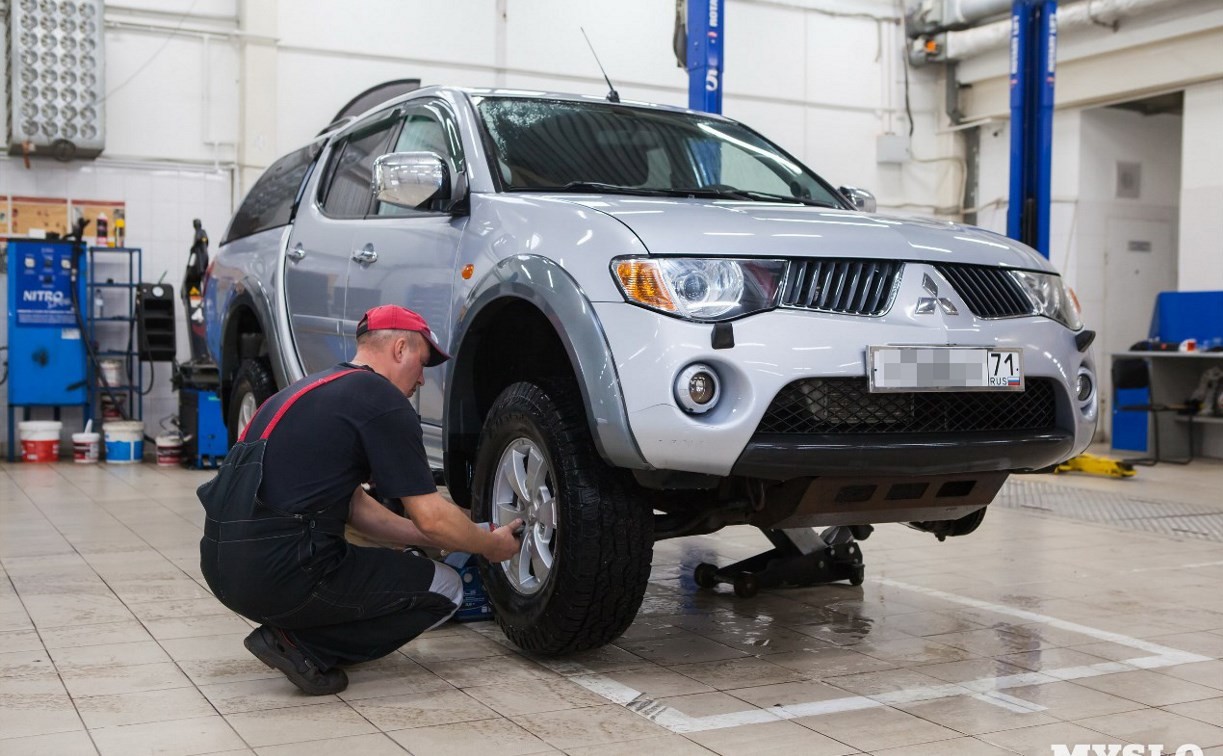 Синоптики посоветовали автомобилистам сменить резину в начале ноября