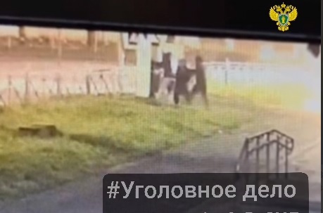 В Ясногорске три товарища в пьяном угаре разгромили светофорный шкаф