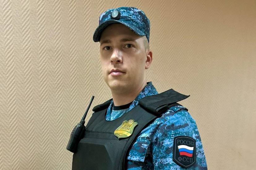 В Заречье судебный пристав спас женщину, получившую тепловой удар