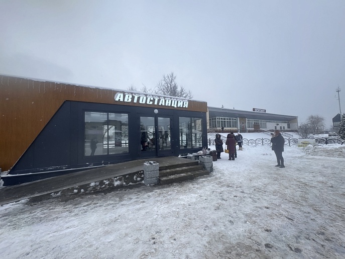 В тульских поселках Куркино и Заокском установили теплые остановки 