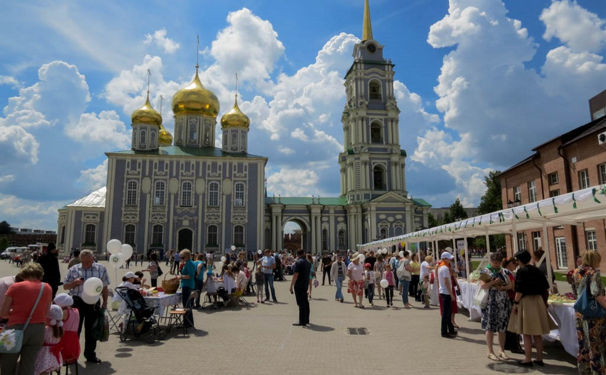 В Туле состоялся благотворительный праздник «Белый цветок»