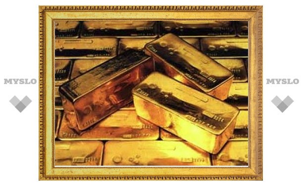 Ливия и Португалия подняли цены на золото до нового рекорда