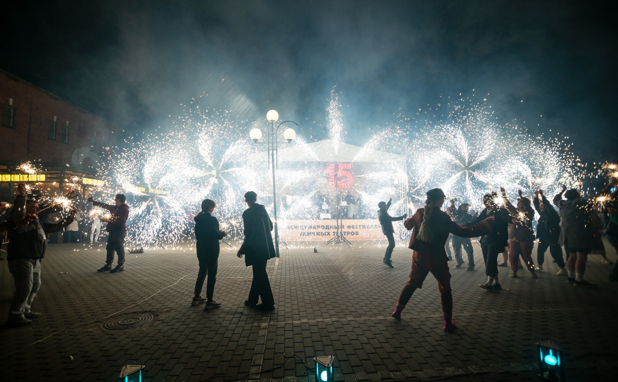 Тула вошла в десятку городов с самым ярким праздничным освещением России