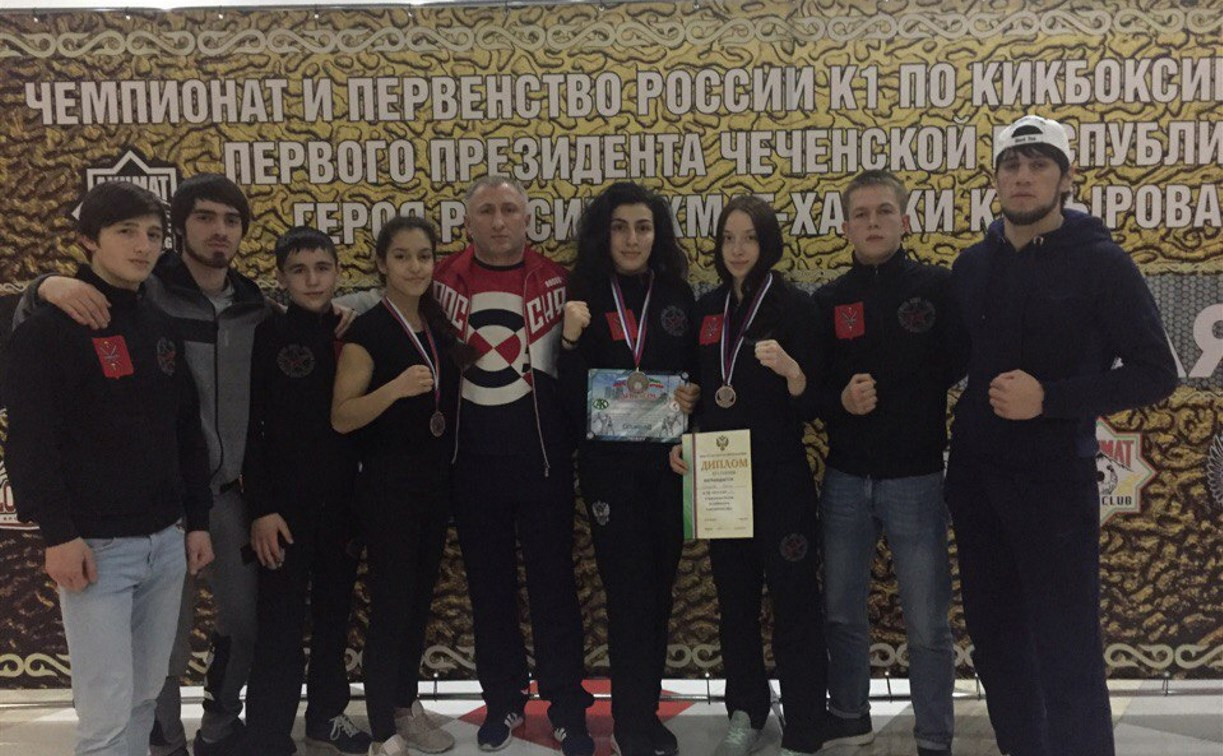 Тульские спортсменки завоевали медали на соревнованиях по кикбоксингу в Грозном